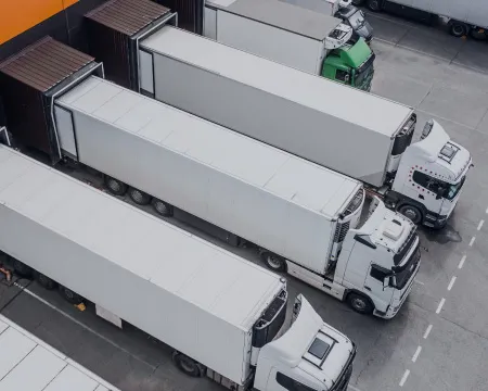 La gestion multi-entrepôts coordonne plusieurs entrepôts au sein de la supply chain.