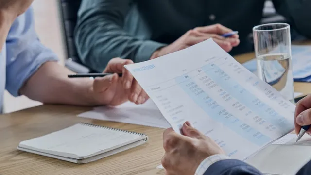 La Planificación de Requerimientos de Material (MRP) es clave en la planificación de la producción.