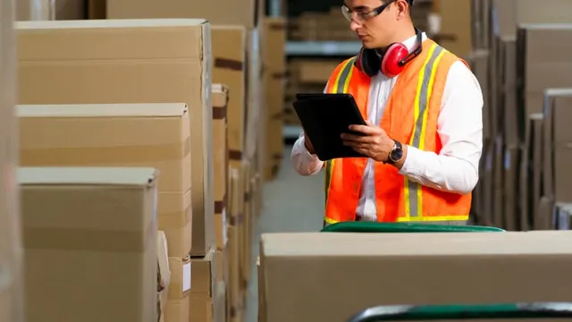 Employee of a company managing VMI with the supplier.